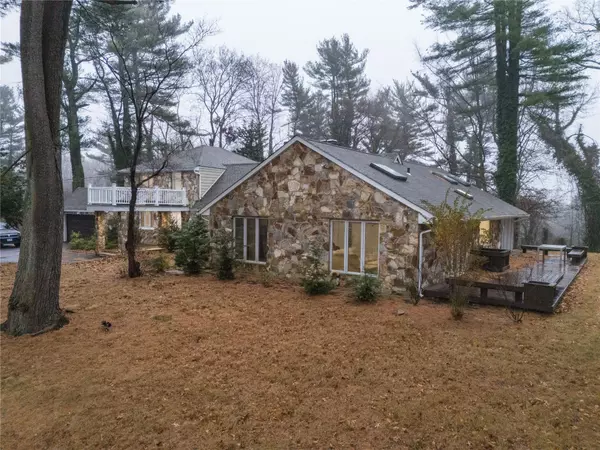 Old Westbury, NY 11568,32 Valley RD