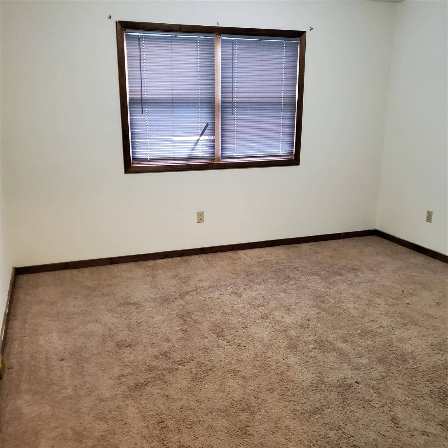 Pleasant Valley, NY 12569,160 West RD #B15