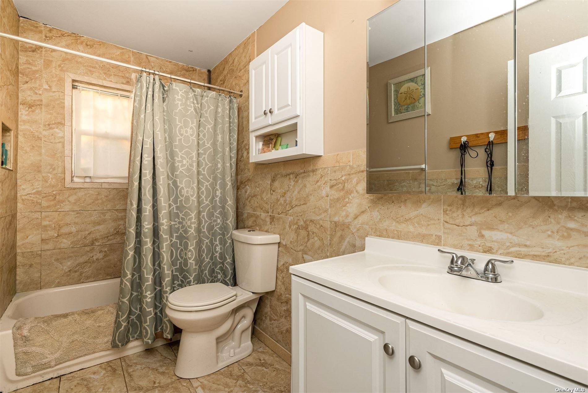 West Babylon, NY 11704,336 Lexington AVE