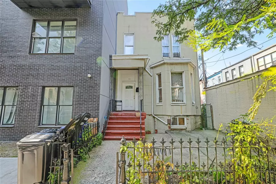 39 Covert ST, Brooklyn, NY 11207