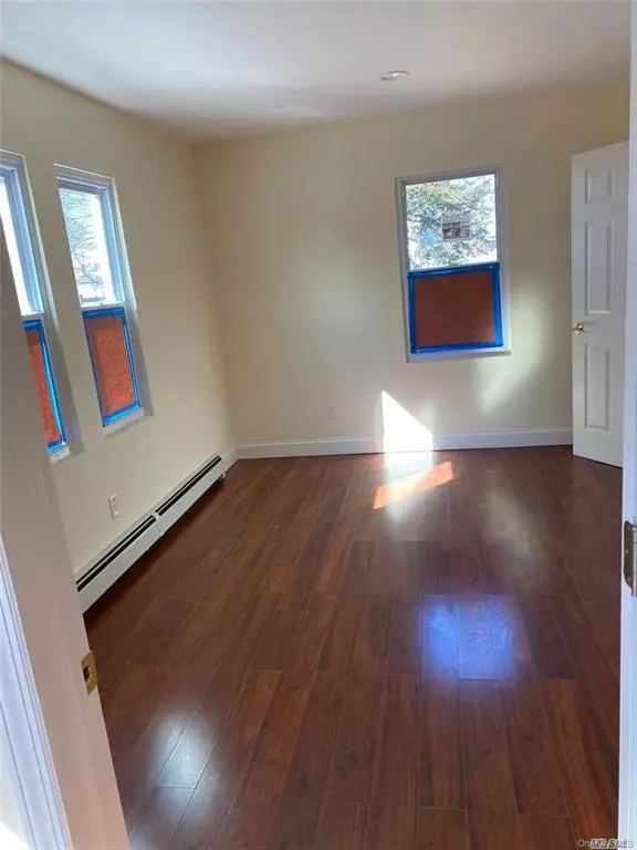 Hempstead, NY 11550,47 Gladys AVE