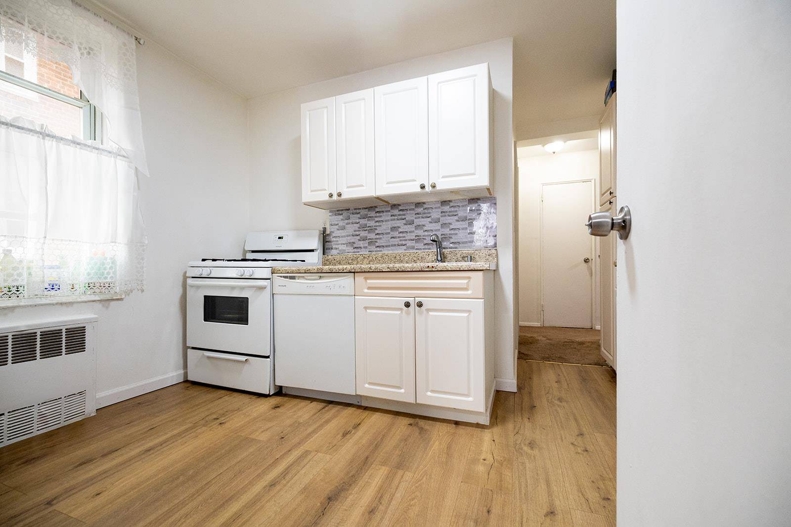 Yonkers, NY 10701,245 Rumsey RD #7O