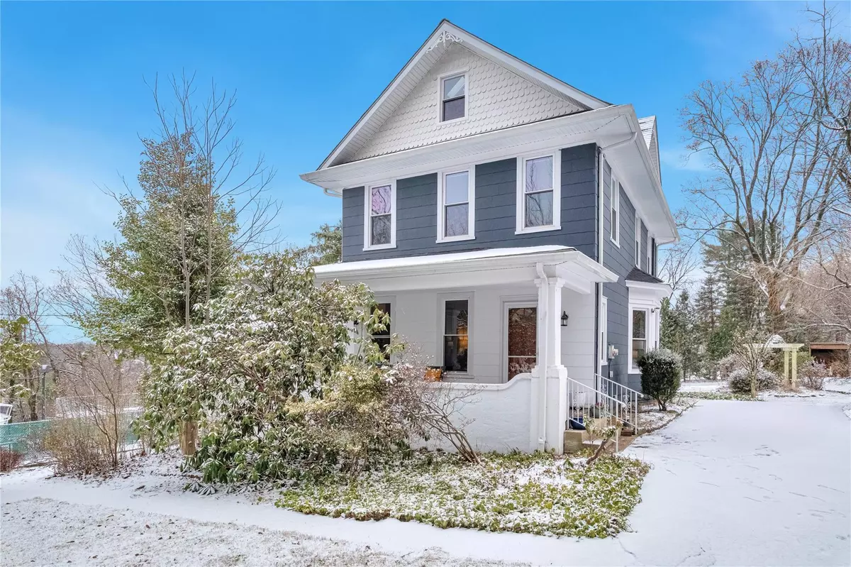 Hartsdale, NY 10530,60 Hillcrest RD