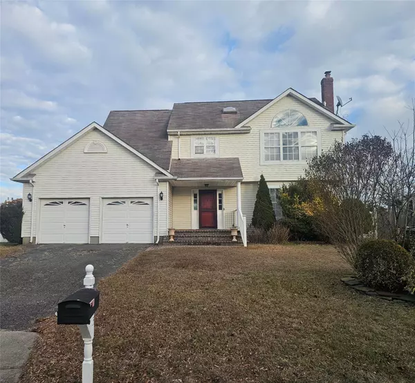 Manorville, NY 11949,15 Lea AVE