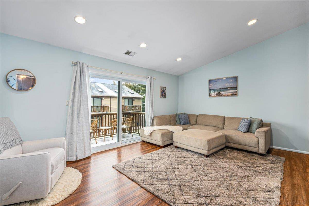 Oceanside, NY 11572,100 Daly BLVD #306
