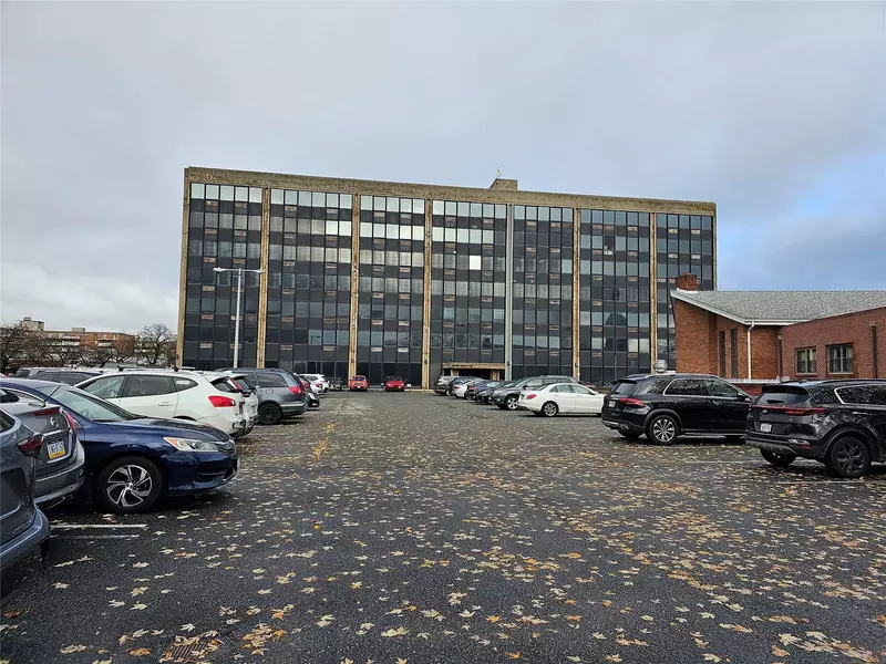 50 Clinton Street #107, Hempstead, NY 11550