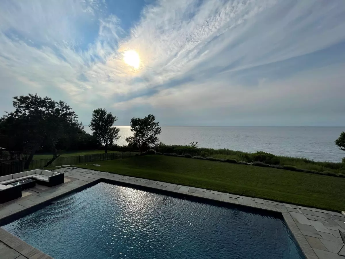 Mattituck, NY 11952,580 Lloyds LN