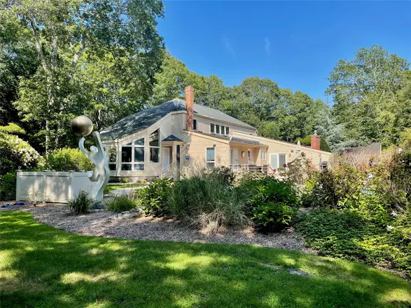 Quogue, NY 11959,23 Deer PATH