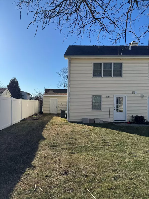 Hicksville, NY 11801,4 Mabel ST