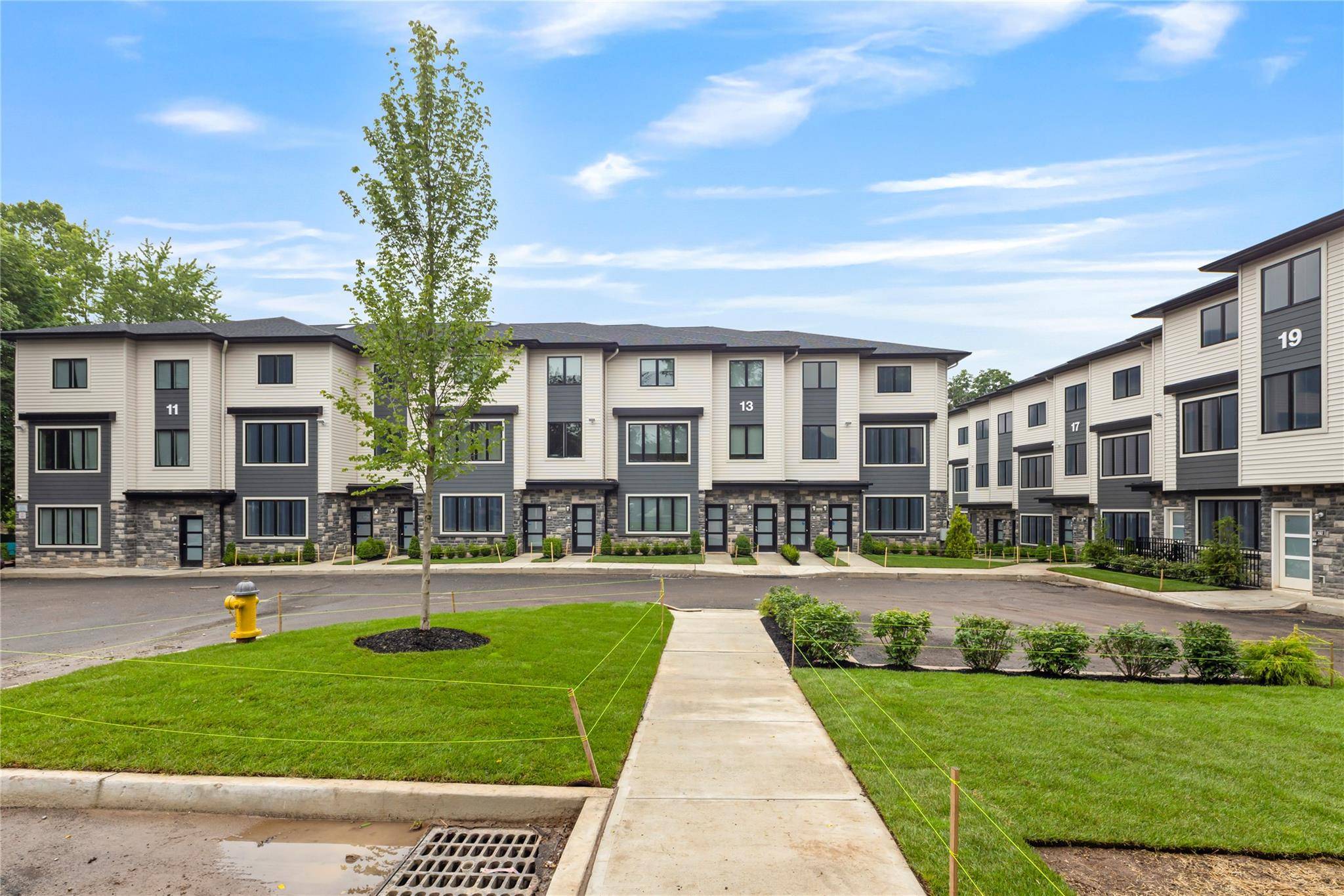 Spring Valley, NY 10977,17 Lazer CT #202