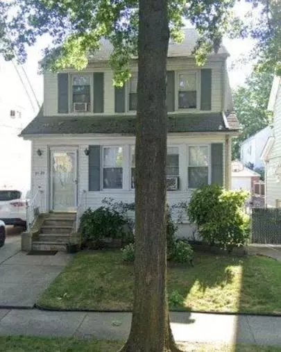 Queens Village, NY 11427,86-29 233 ST