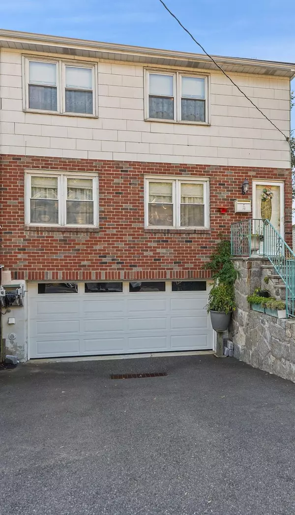 Yonkers, NY 10701,757 Warburton AVE