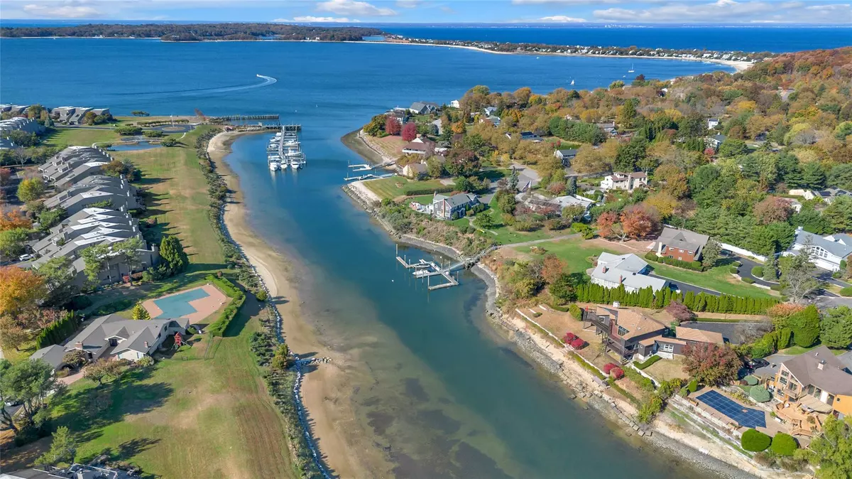 Northport, NY 11768,9 Porpoise CT