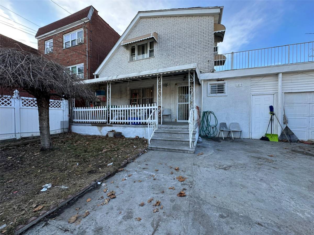 Bronx, NY 10466,1817 Schieffelin AVE