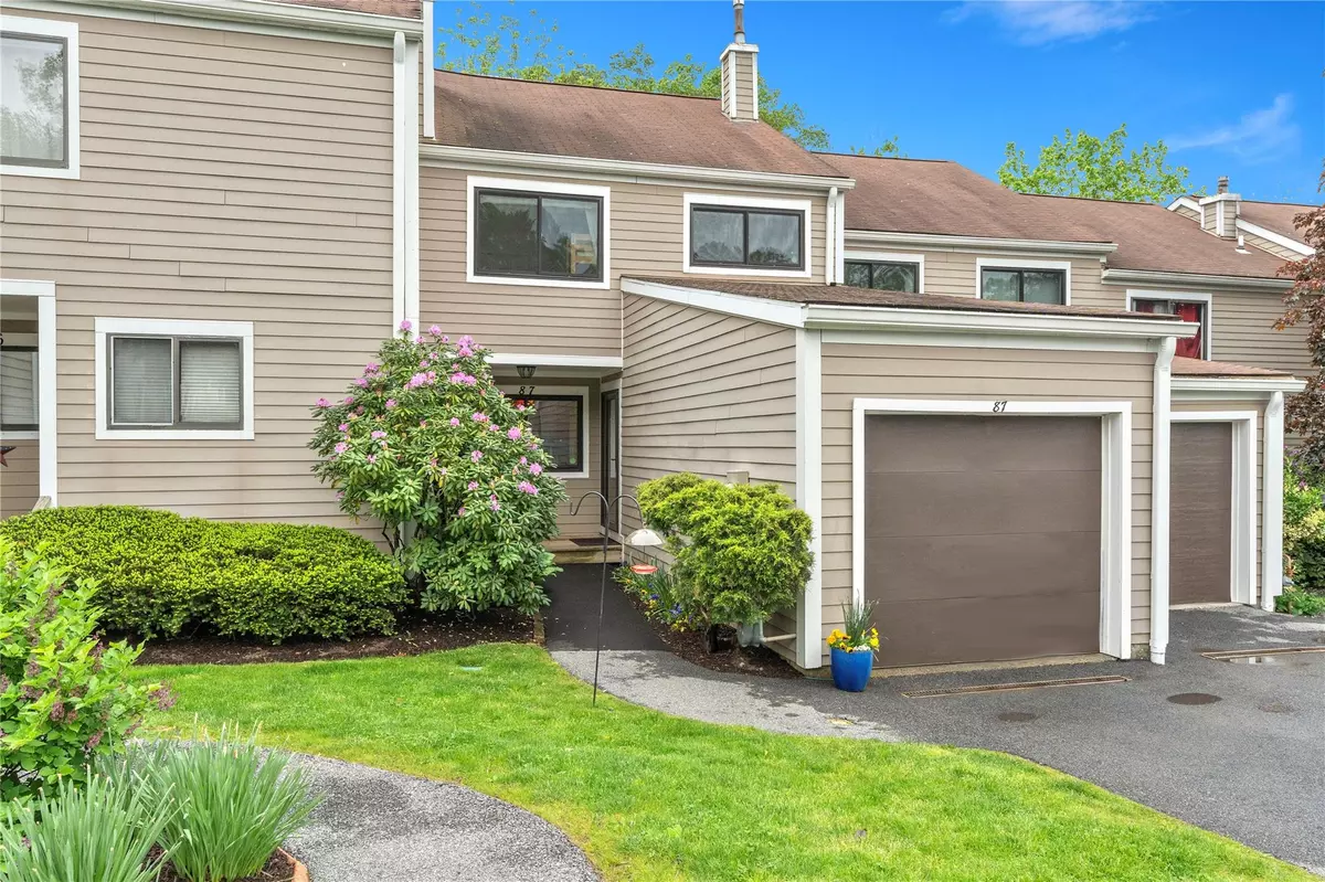 Mount Kisco, NY 10549,87 Park DR