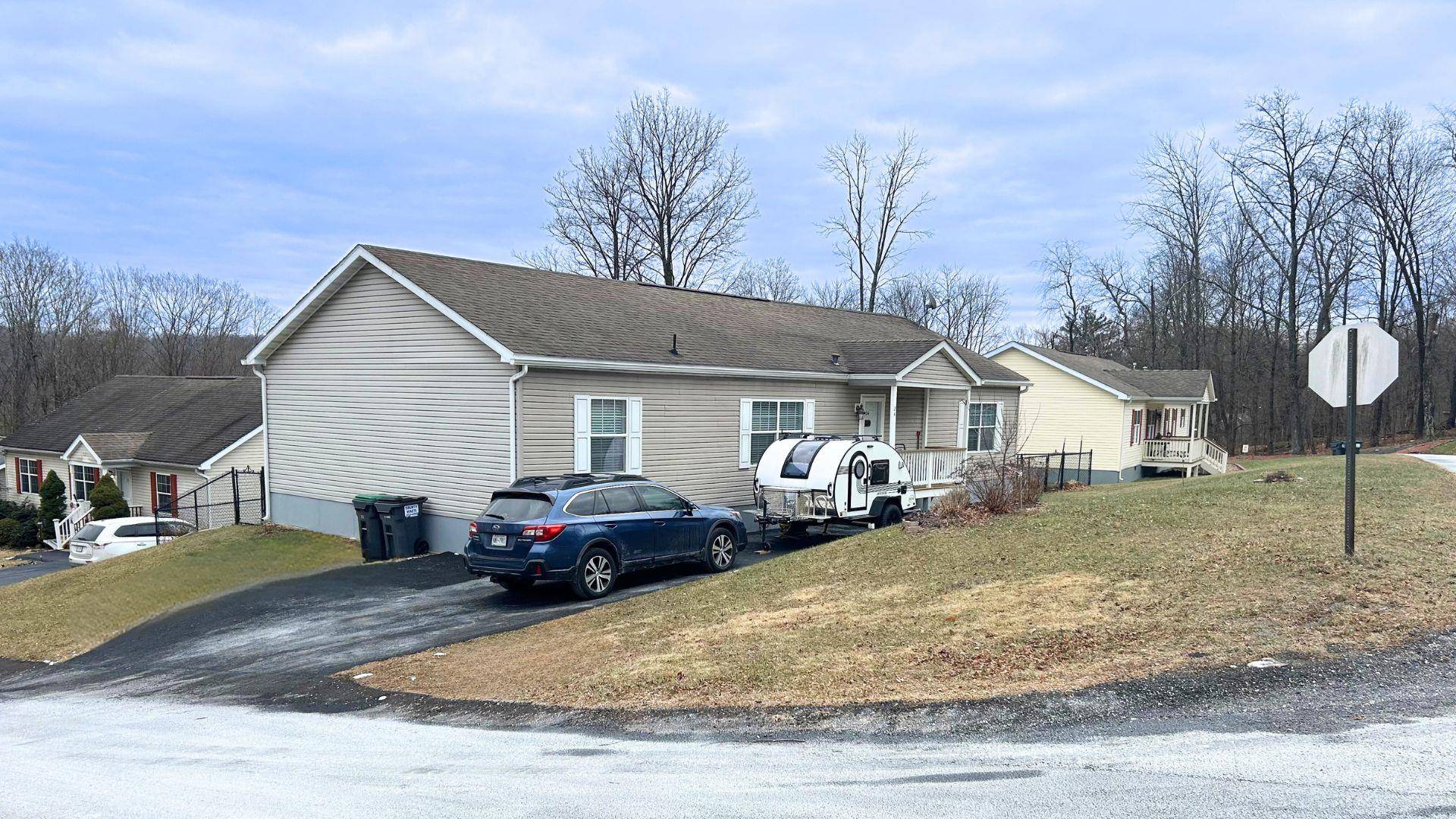 Unionville, NY 10998,24 Blueberry Hill Rd