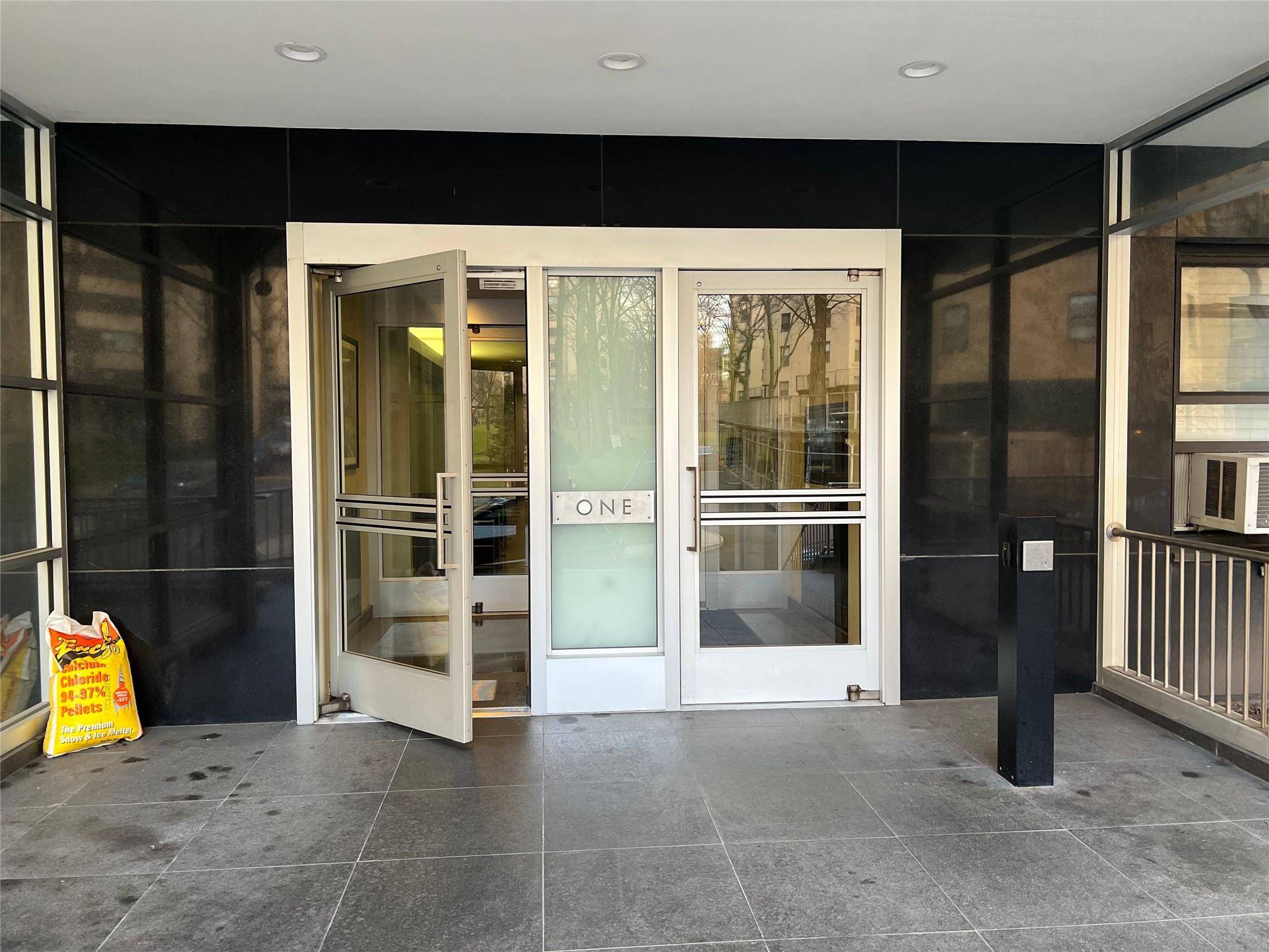 Bronx, NY 10468,1 Fordham Hill OVAL #10E