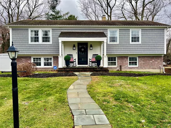 East Setauket, NY 11733,2 Franko LN