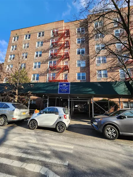 47-37 45th ST #4L, Sunnyside, NY 11377