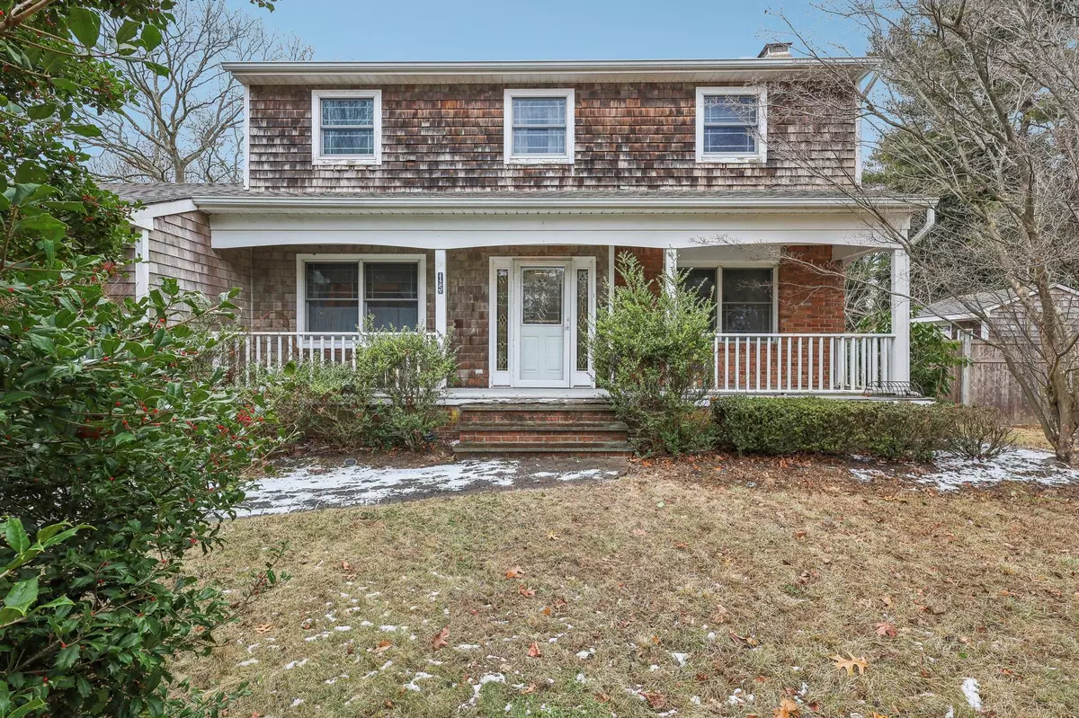 East Setauket, NY 11733,15 Yorktown RD