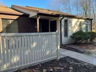 Coram, NY 11727,107 Birchwood RD