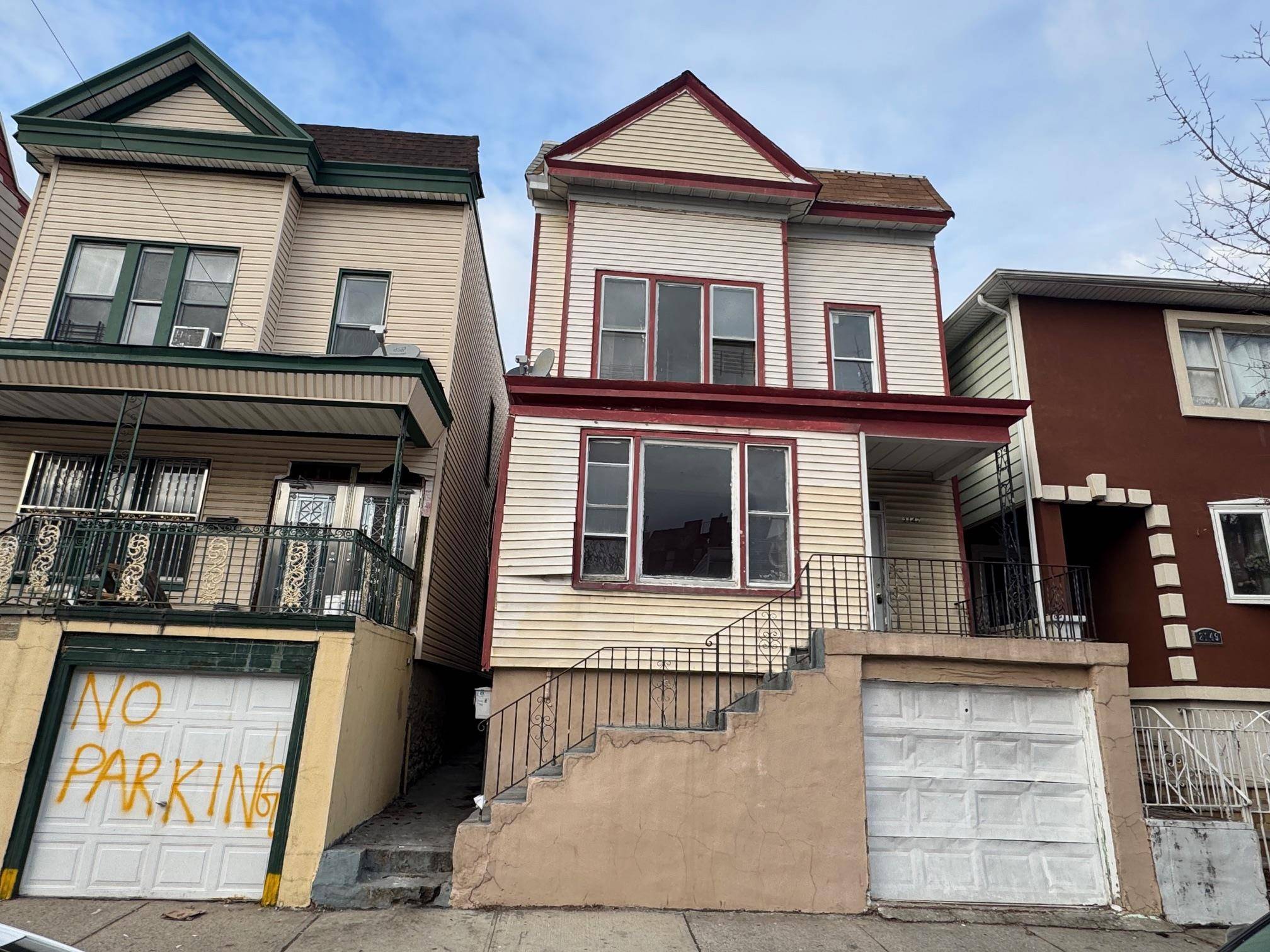 2147 Ellis AVE, Bronx, NY 10462