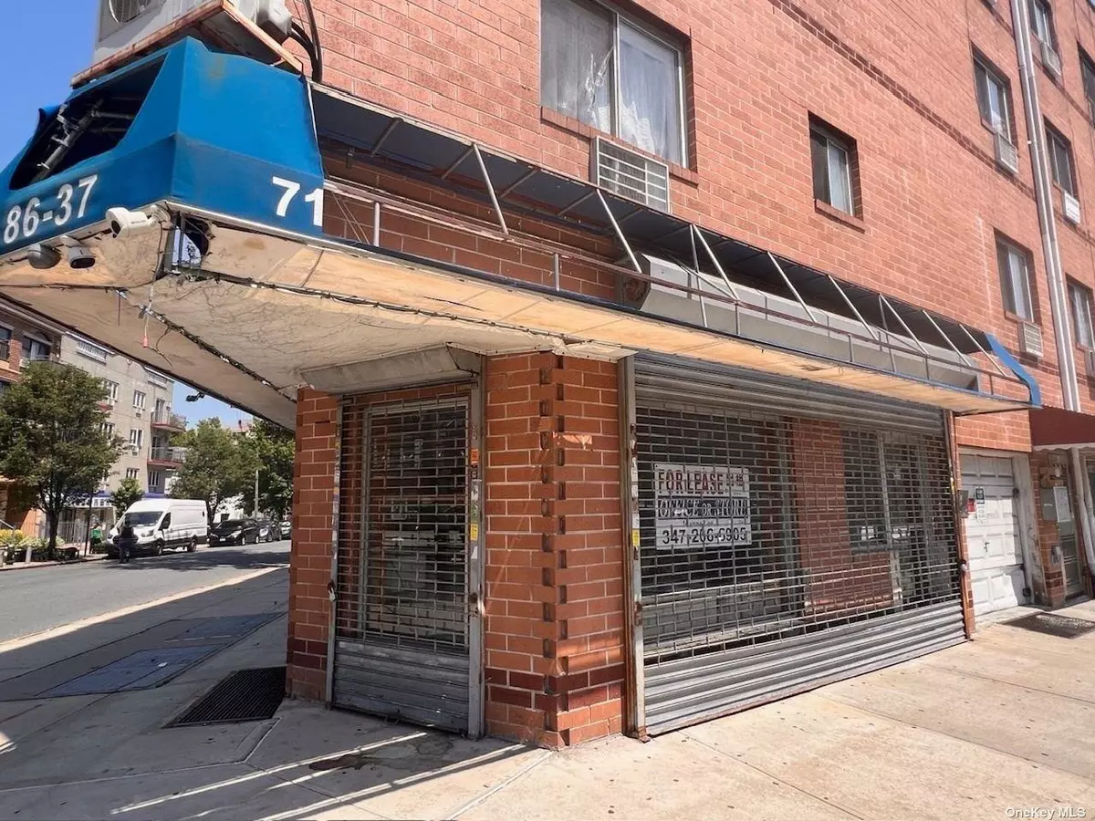 Elmhurst, NY 11373,52-25 Van Loon Street