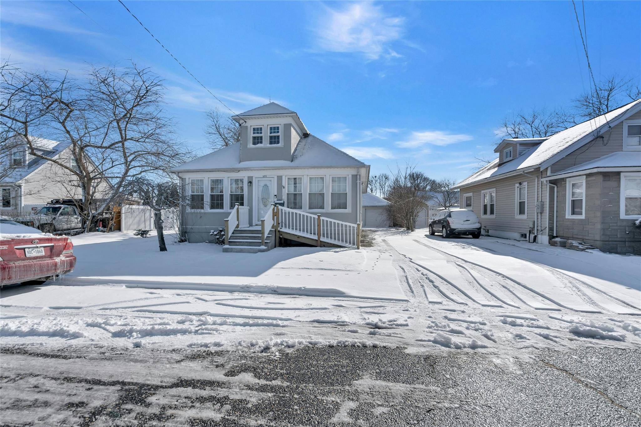 220 Irving ST, Central Islip, NY 11722