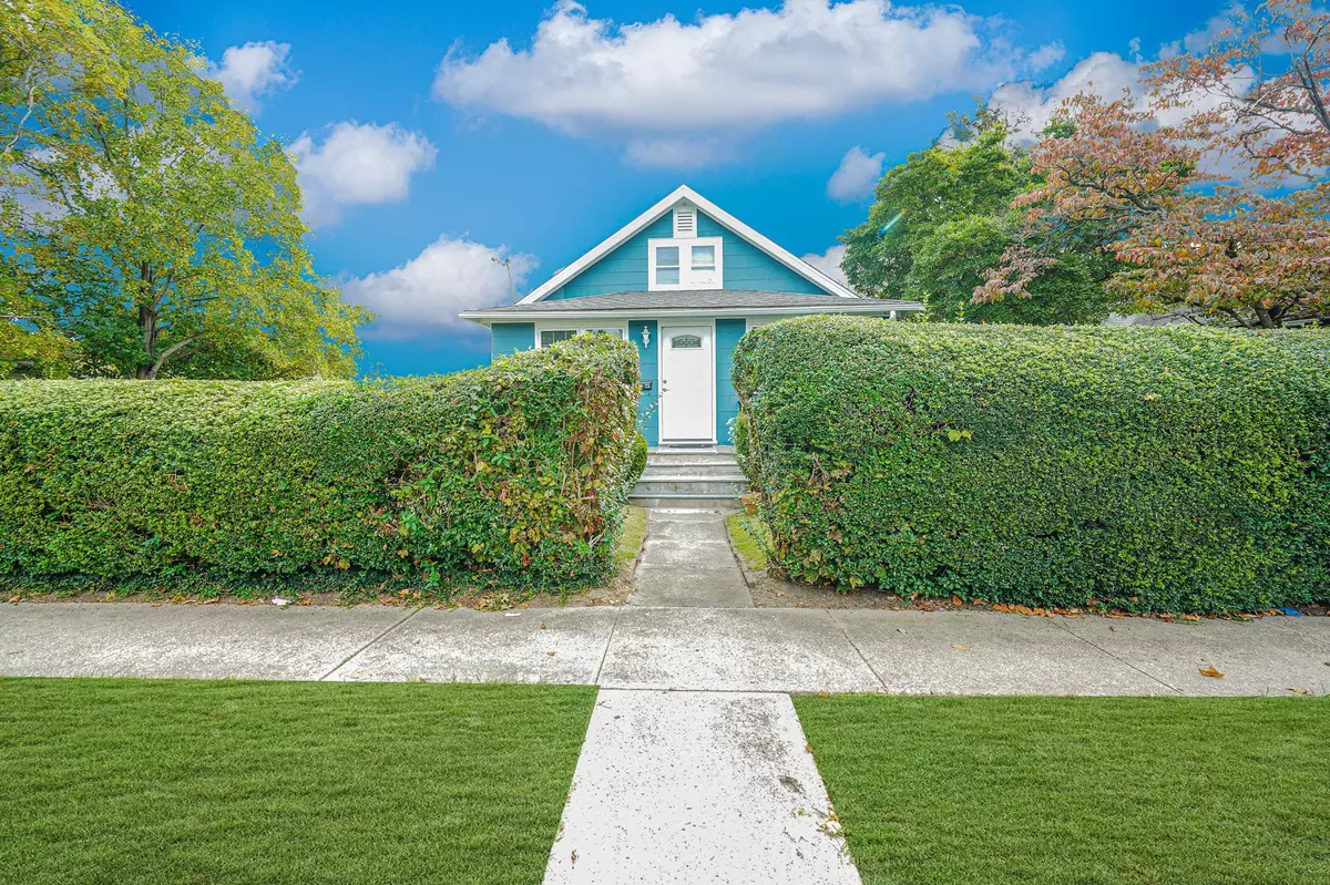 North Baldwin, NY 11510,1823 Longfellow ST