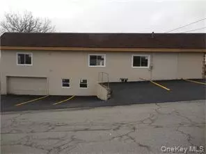 New Windsor, NY 12553,2960 Us Route 9W