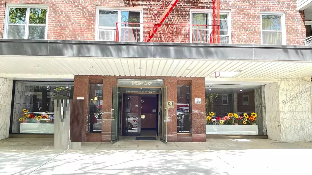 142-05 Roosevelt AVE #310, Flushing, NY 11354