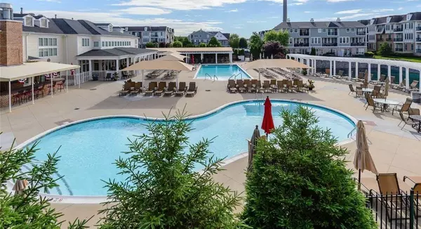Westbury, NY 11590,319 Trotting LN #23