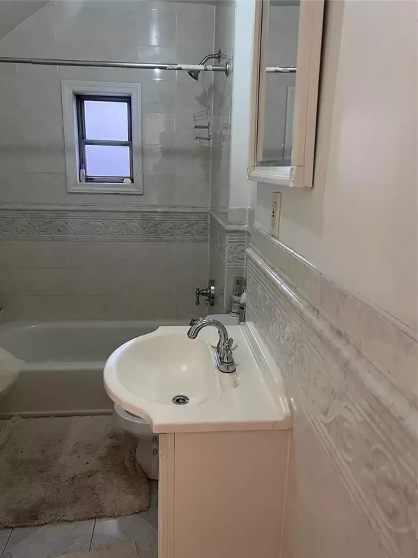 East Elmhurst, NY 11369,3109 102nd ST