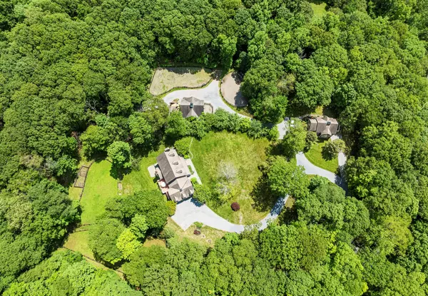 North Salem, NY 10560,132 Finch RD