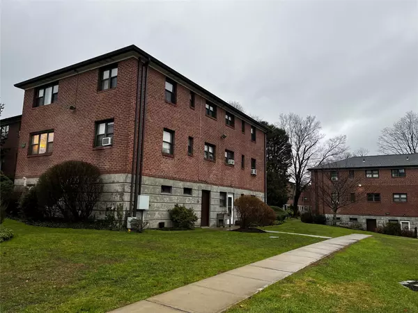 Tarrytown, NY 10591,154 Martling AVE #S7