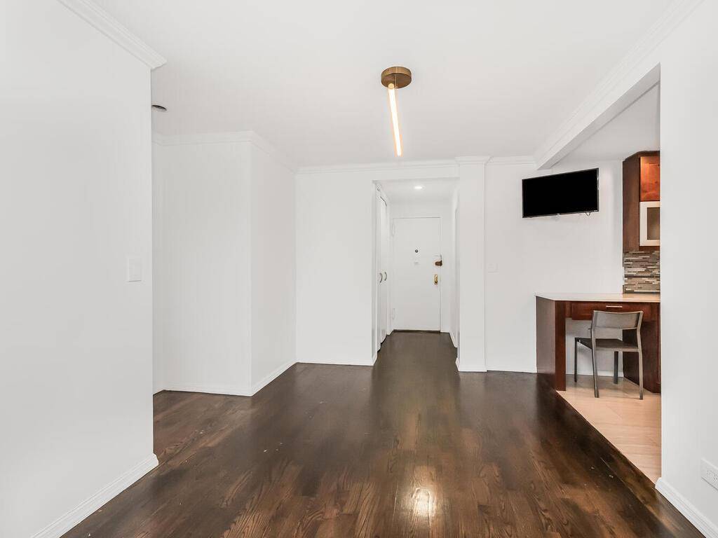 Bronx, NY 10463,3215 Arlington AVE #3-H