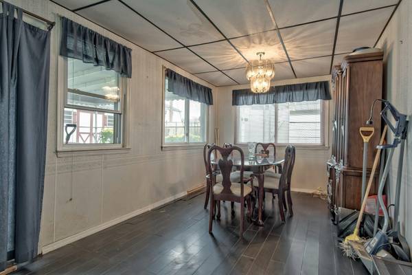 West Hempstead, NY 11552,312 Coventry RD
