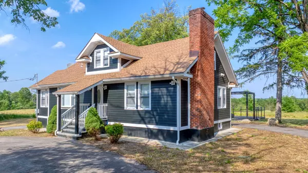 1091 Albany Post RD, Gardiner, NY 12525