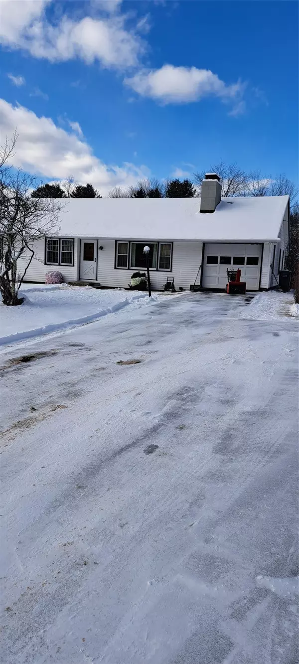 Ellenville, NY 12428,416 Brown RD