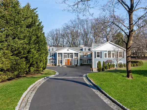 89 Middle RD, Sands Point, NY 11050