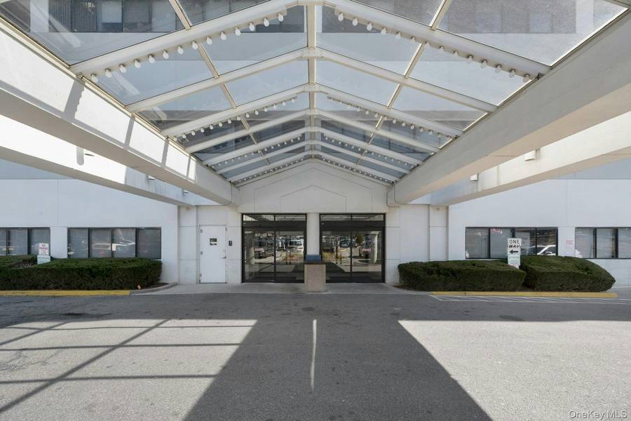 970 N Broadway #208, Yonkers, NY 10701