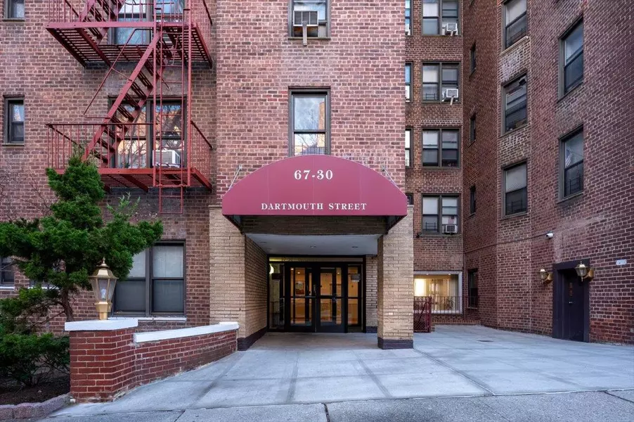 67-30 Dartmouth ST #5C, Forest Hills, NY 11375