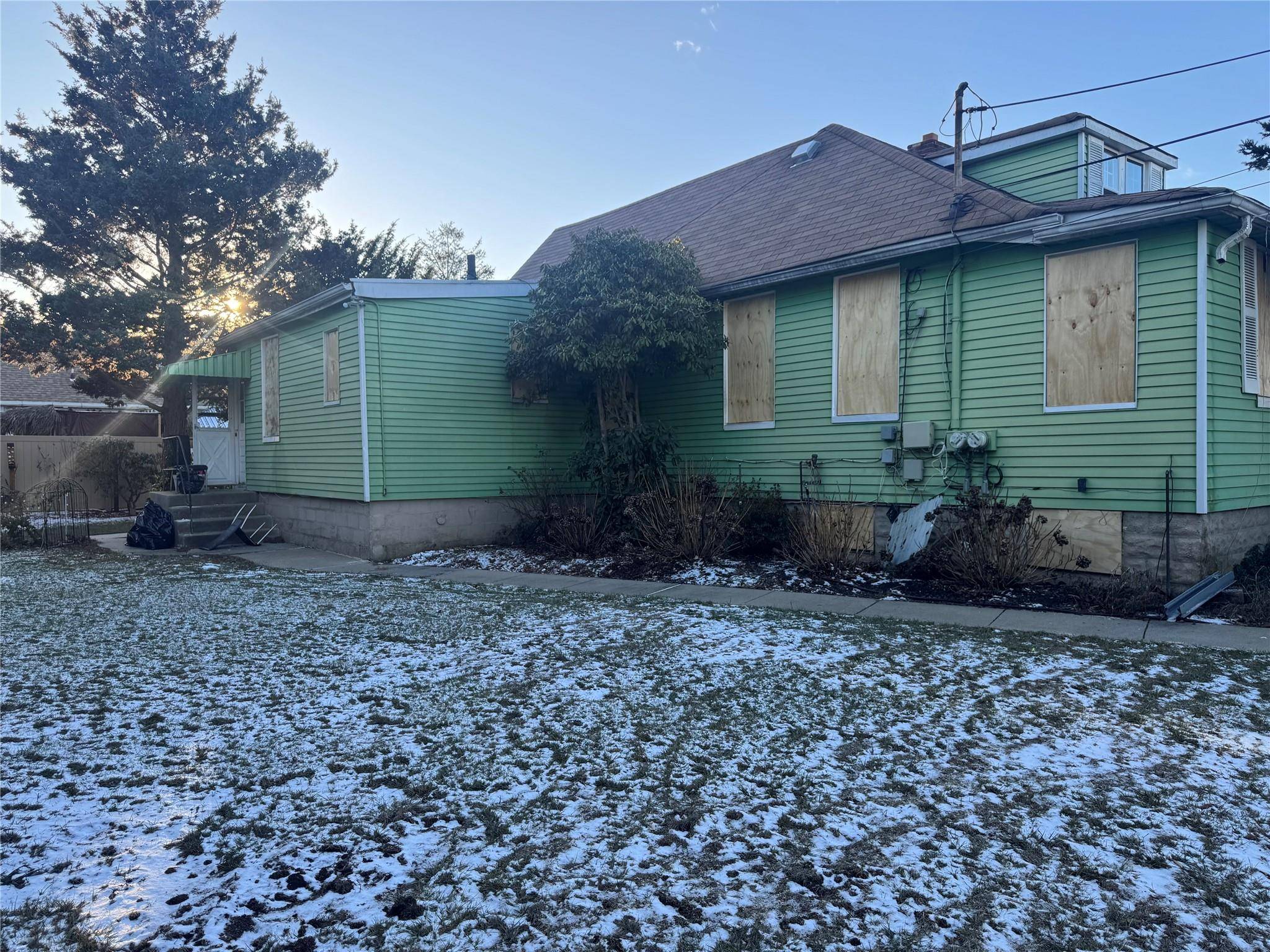 East Meadow, NY 11554,2456 8th ST