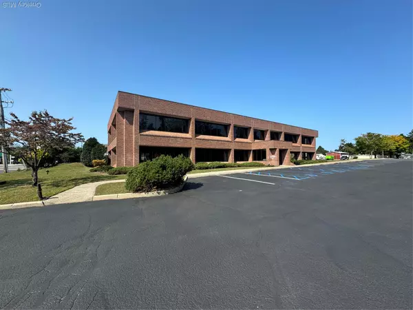 Southold, NY 11971,1400 Youngs AVE