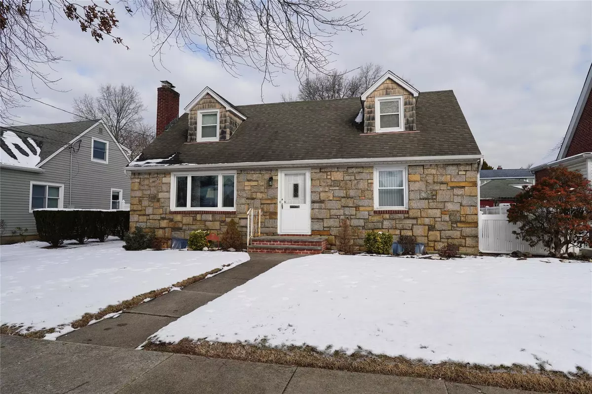 South Hempstead, NY 11550,347 Beech ST