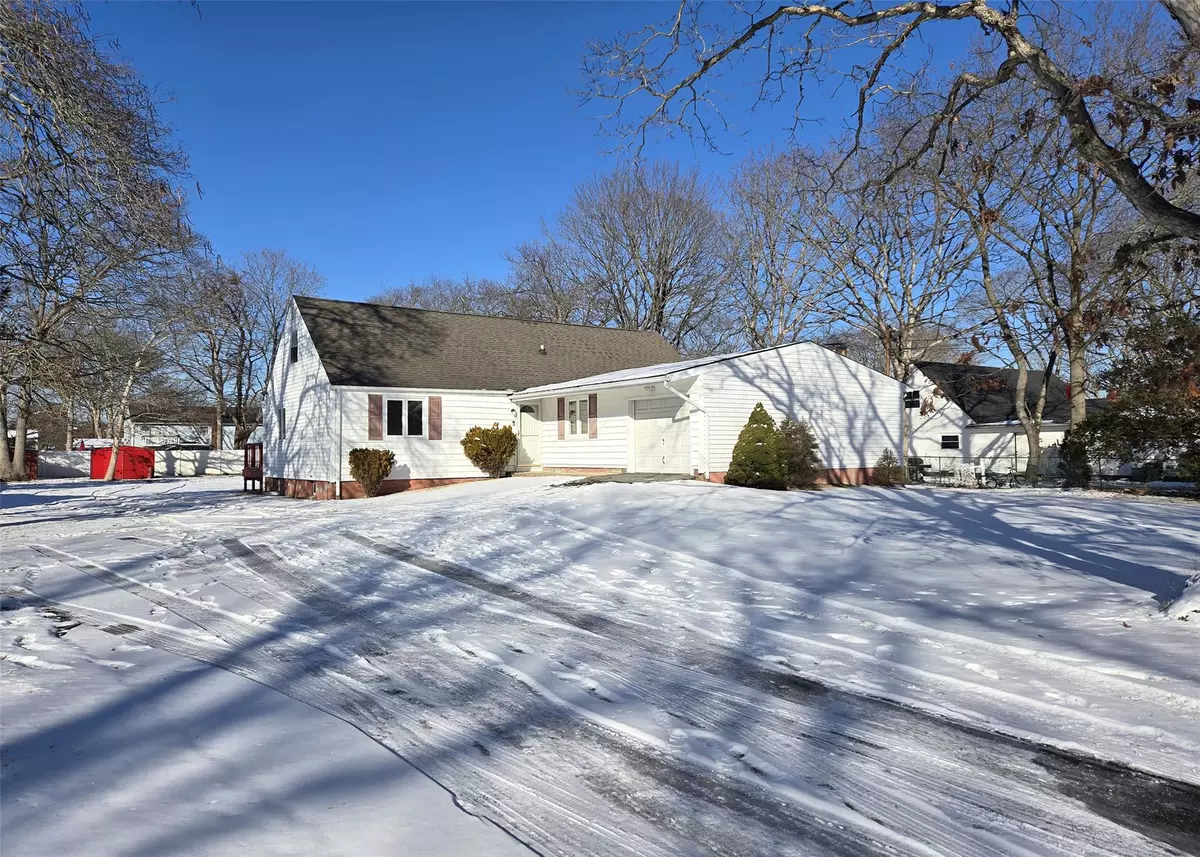 Central Islip, NY 11722,55 Fig ST