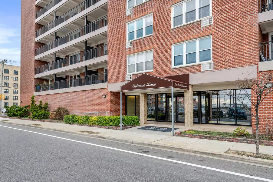 1 E Broadway #3O, Long Beach, NY 11561