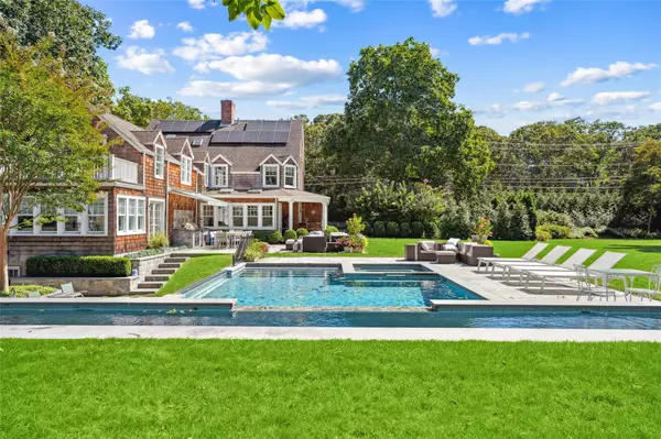 Quogue, NY 11959,137 Montauk Highway