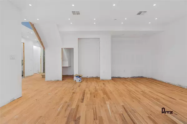 Brooklyn, NY 11206,104 Stockton ST #6