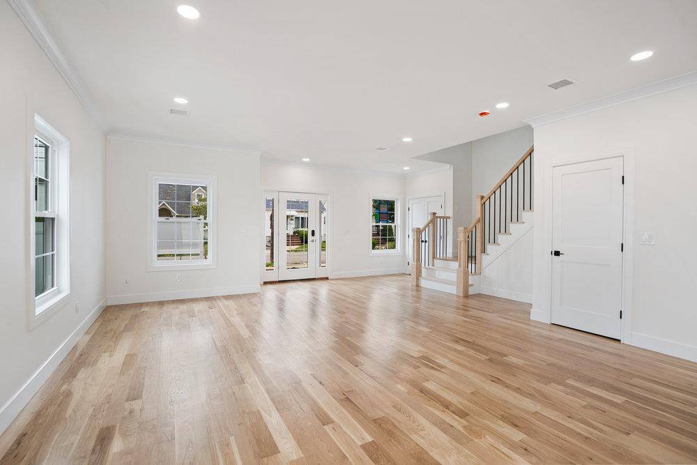 Mineola, NY 11501,101 Brown ST